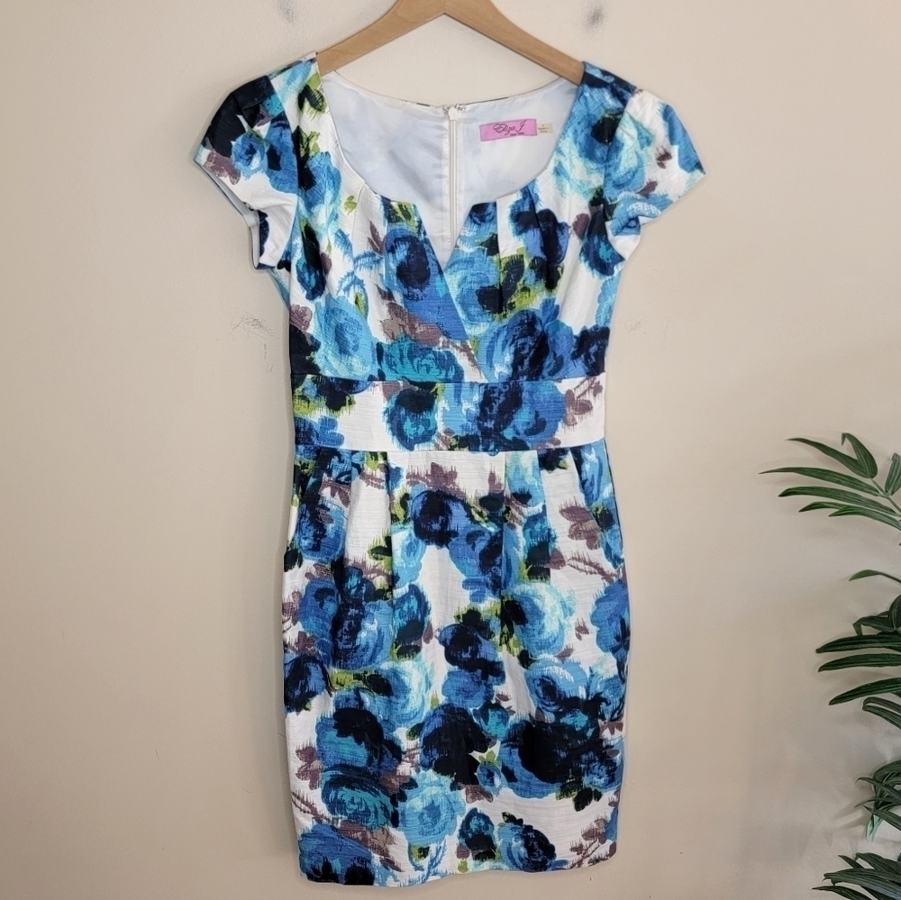 Eliza J | Blue Floral Linen Blend Sheath Dress with Pockets Size 4